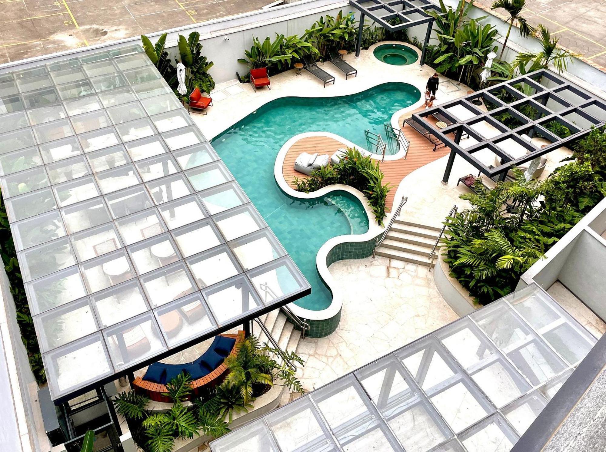 Leblon - Moderno Com Piscina E Academia. * Rio de Janeiro